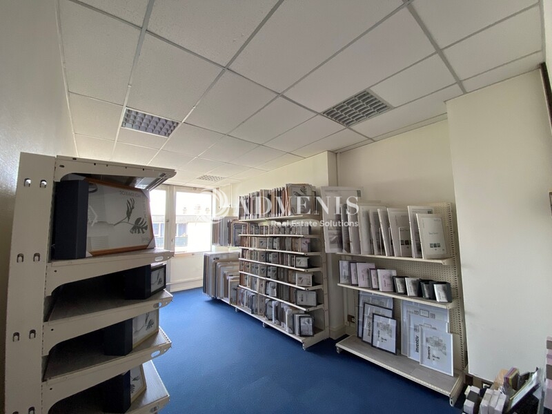 Vente Utilisateur Bureaux LA CELLE SAINT CLOUD (78170) - Photo 12