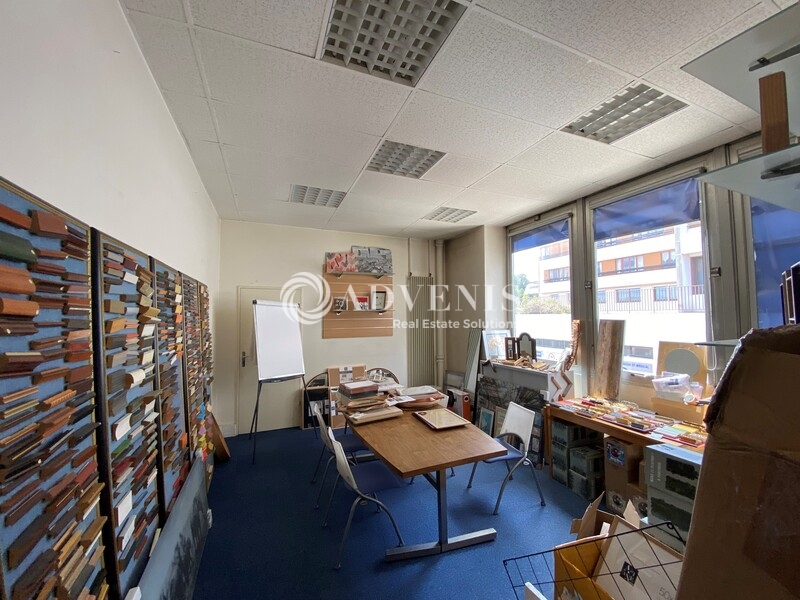 Vente Utilisateur Bureaux LA CELLE SAINT CLOUD (78170) - Photo 9