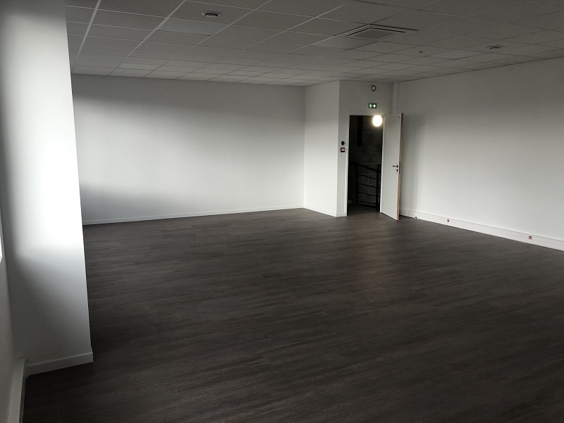 Location Activités Entrepôts POISSY (78300) - Photo 7