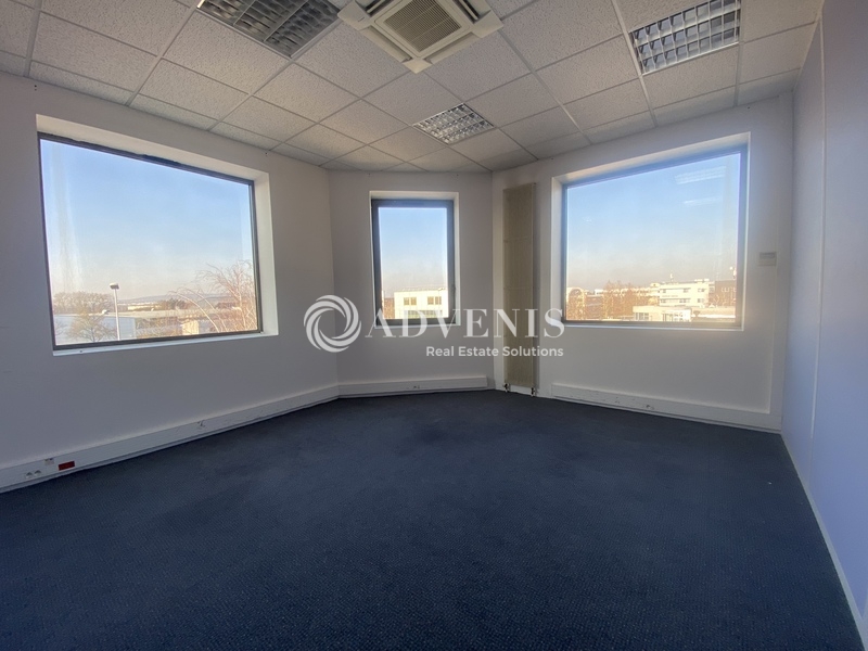 Location Bureaux POISSY (78300) - Photo 10