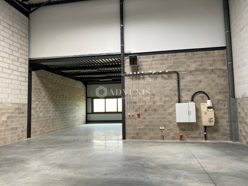 Location Activités Entrepôts FLINS SUR SEINE (78410) - Photo 6