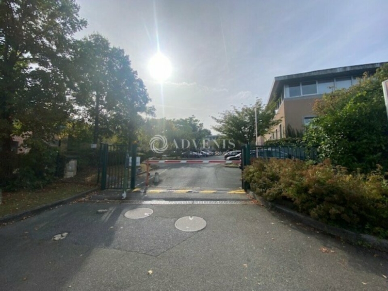 Location Bureaux FOURQUEUX (78112) - Photo 6