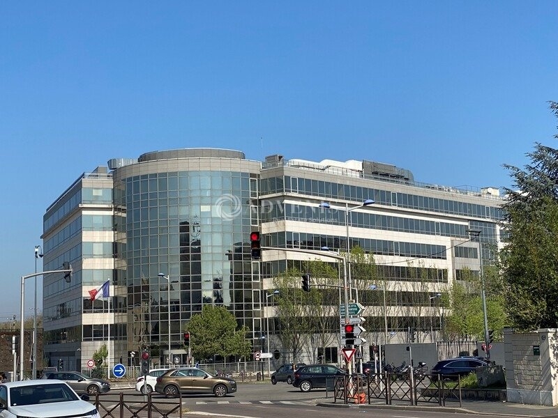 Location Bureaux POISSY (78300) - Photo 2