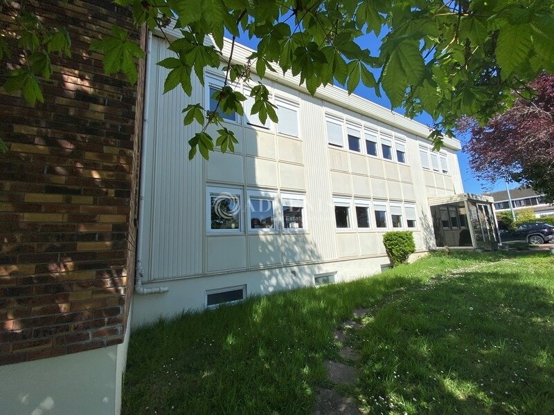 Vente Utilisateur Bureaux POISSY (78300) - Photo 7