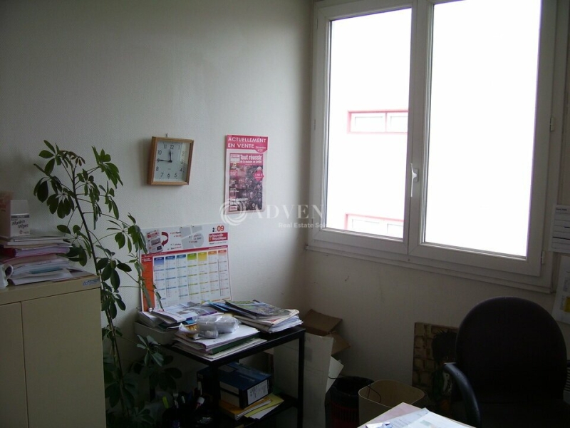 Location Activités Entrepôts SAINT PIERRE DES CORPS (37700) - Photo 7