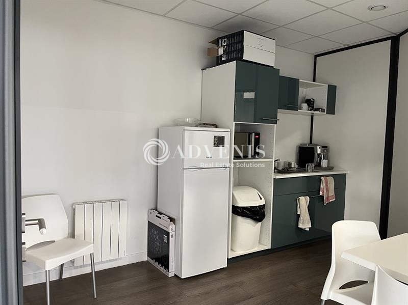 Location Bureaux SAINT CYR SUR LOIRE (37540) - Photo 7