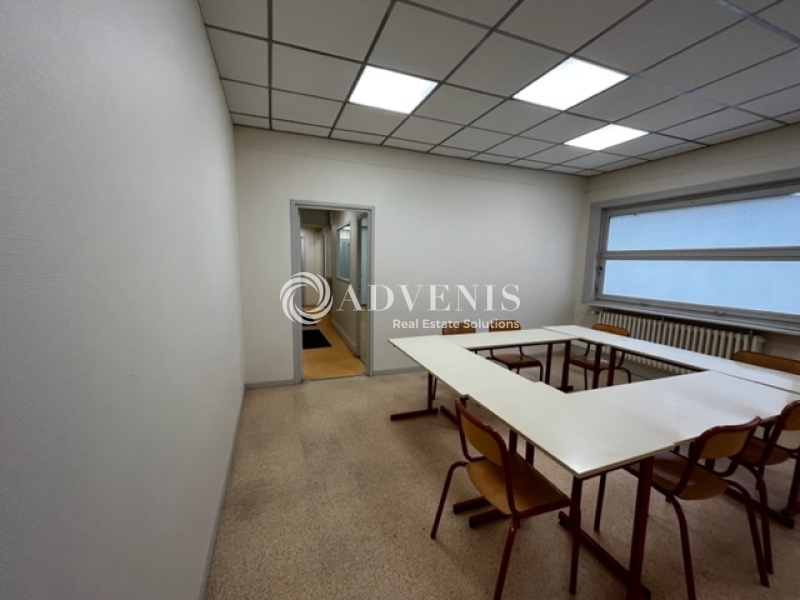 Location Bureaux TOURS (37000) - Photo 2