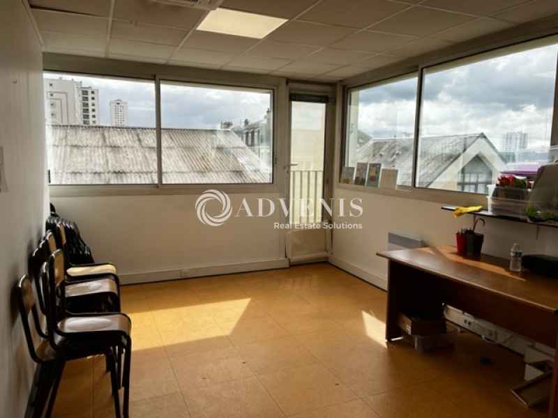 Location Bureaux TOURS (37000) - Photo 4