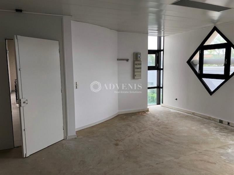 Location Bureaux SAINT AVERTIN (37550) - Photo 3