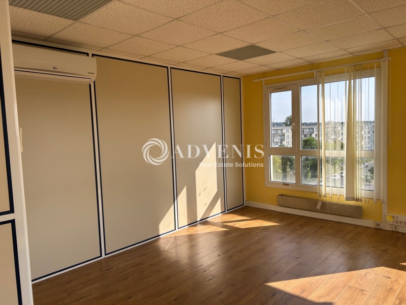 Vente Utilisateur Bureaux SAINT PIERRE DES CORPS (37700) - Photo 3