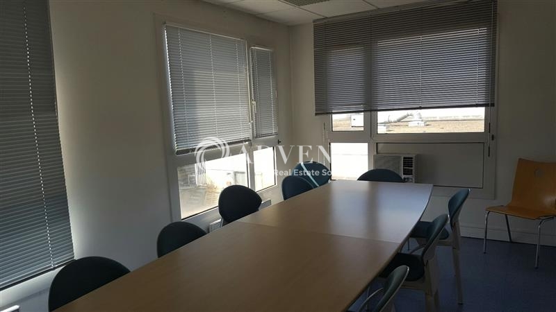 Location Bureaux SAINT PIERRE DES CORPS (37700) - Photo 4