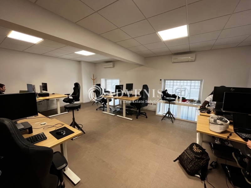 Location Bureaux TOURS (37000) - Photo 2