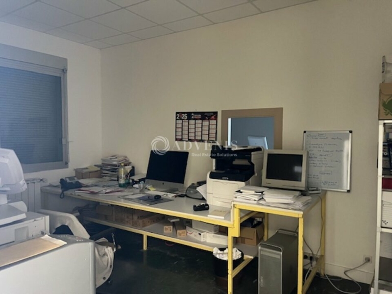 Location Activités Entrepôts JOUE LES TOURS (37300) - Photo 12