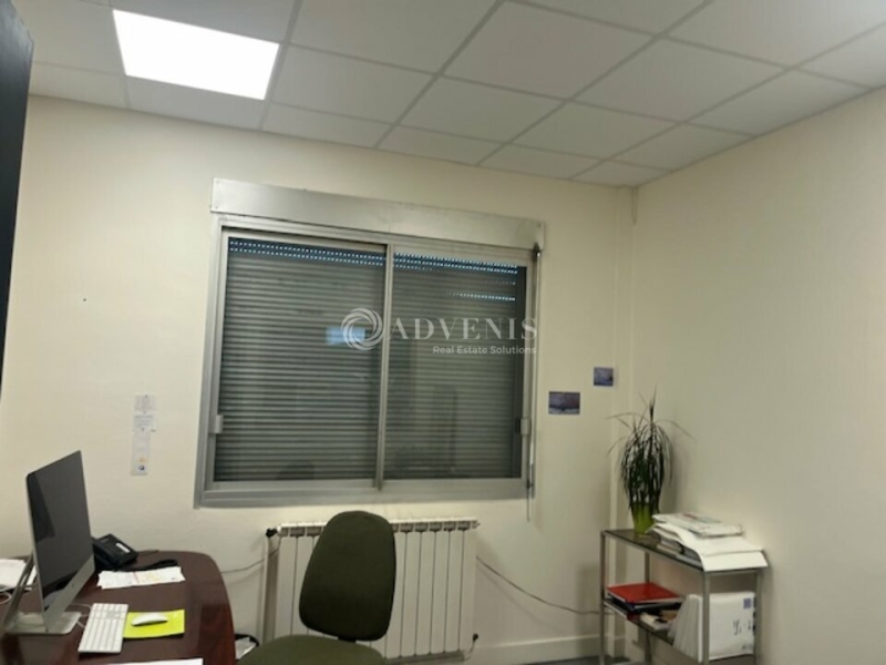 Location Activités Entrepôts JOUE LES TOURS (37300) - Photo 6