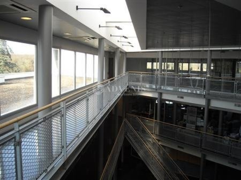 Location Bureaux SAINT CYR SUR LOIRE (37540) - Photo 5