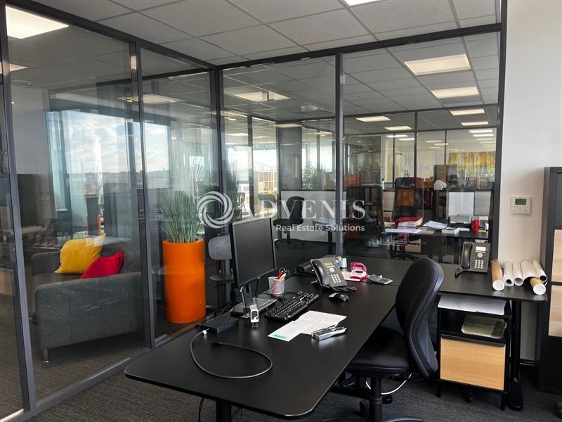 Location Bureaux TOURS (37100) - Photo 4