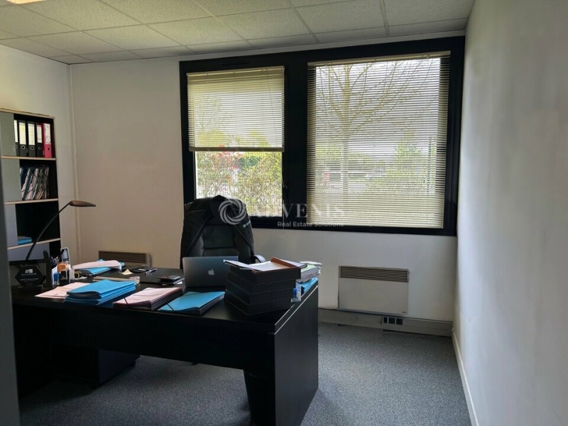 Location Bureaux TOURS (37100) - Photo 6