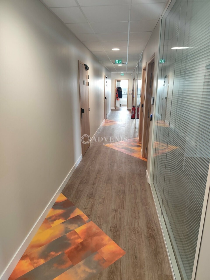 Location Bureaux LA VILLE AUX DAMES (37700) - Photo 4