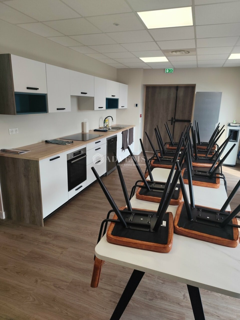 Location Bureaux LA VILLE AUX DAMES (37700) - Photo 5