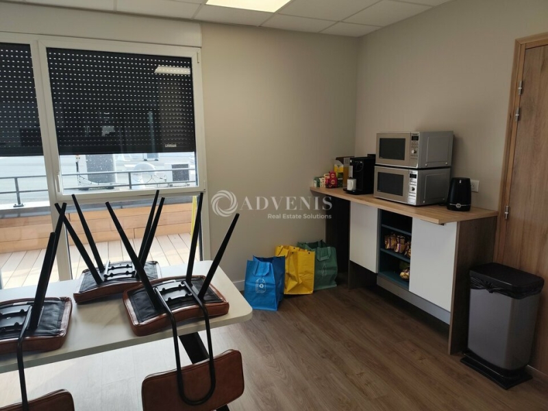 Location Bureaux LA VILLE AUX DAMES (37700) - Photo 6
