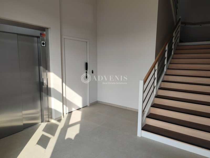 Location Bureaux LA VILLE AUX DAMES (37700) - Photo 8