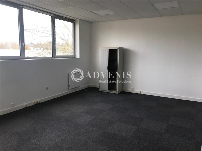 Location Bureaux SAINT AVERTIN (37550) - Photo 2