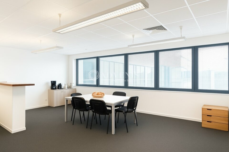 Location Bureaux TOURS (37100) - Photo 6