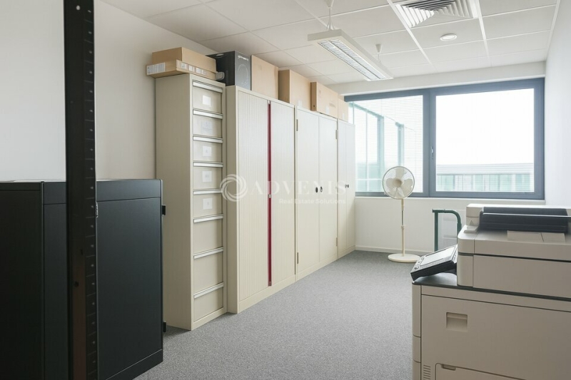 Location Bureaux TOURS (37100) - Photo 8