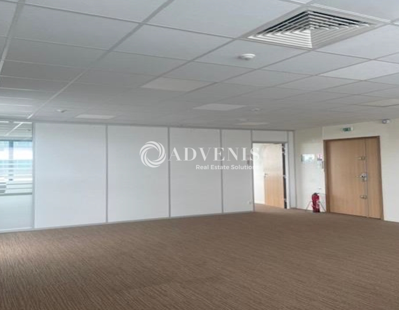 Location Bureaux TOURS (37100) - Photo 2