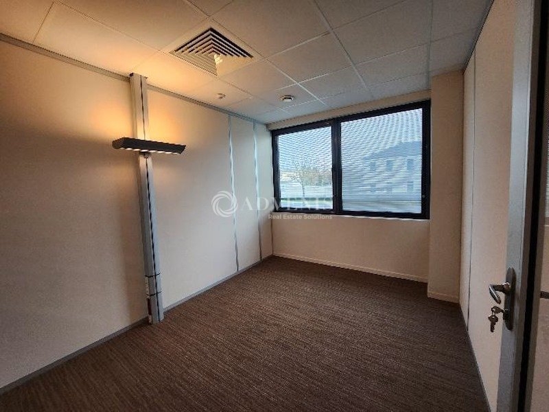 Location Bureaux TOURS (37100) - Photo 5