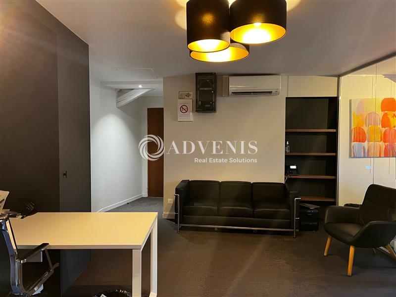 Location Bureaux TOURS (37000) - Photo 2