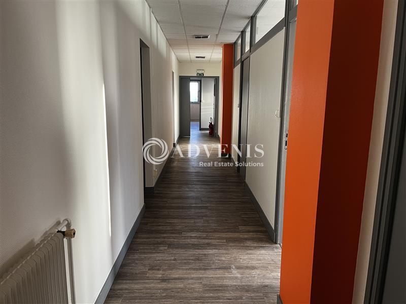 Location Bureaux LA VILLE AUX DAMES (37700) - Photo 2