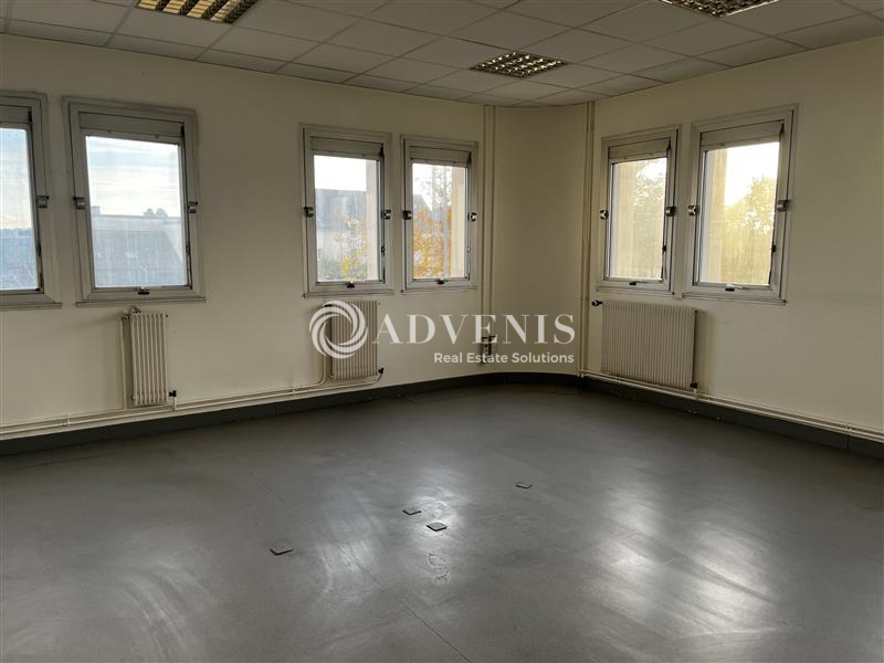 Location Bureaux LA VILLE AUX DAMES (37700) - Photo 3