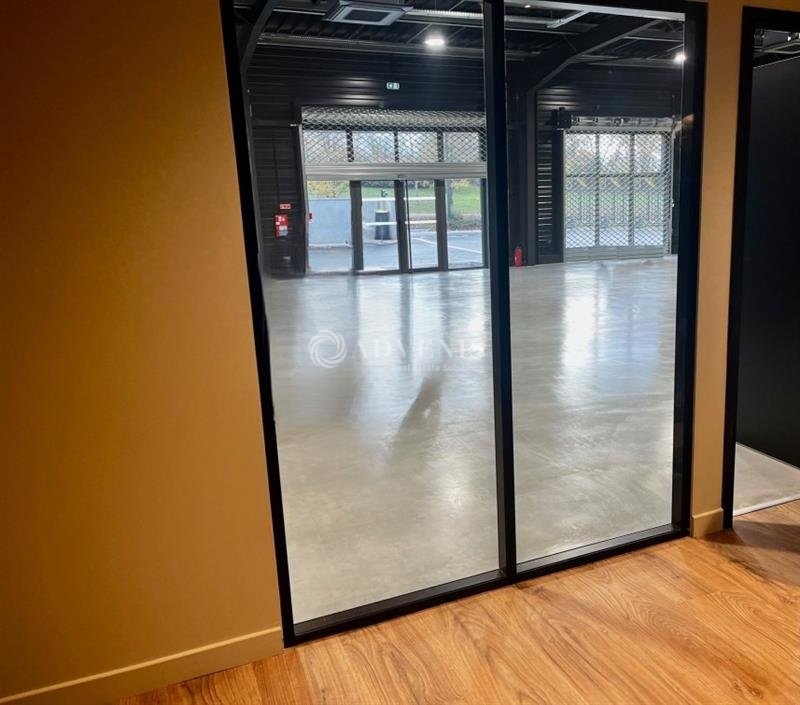 Location Commerces SAINT CYR SUR LOIRE (37540) - Photo 3