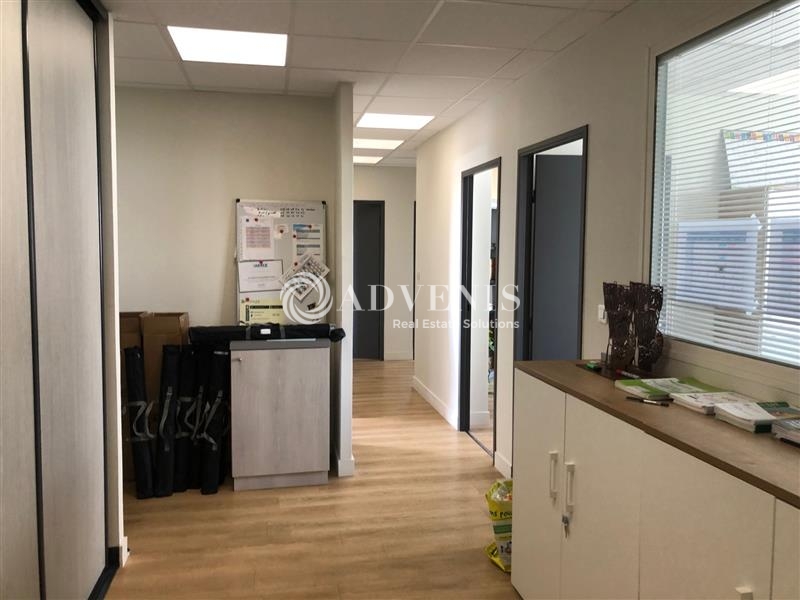 Location Bureaux TOURS (37000) - Photo 11