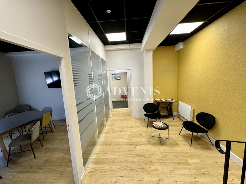 Location Bureaux TOURS (37000) - Photo 2