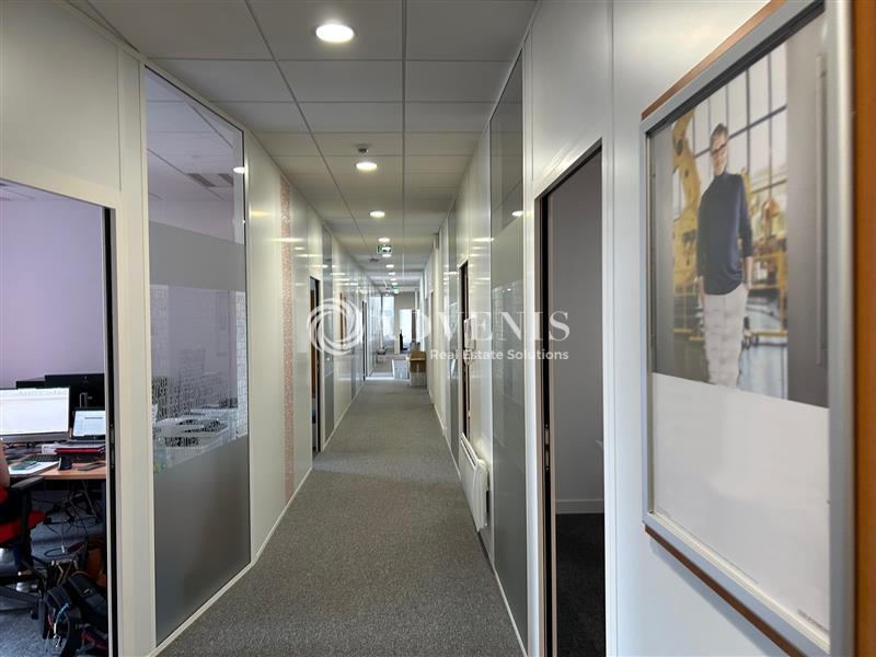 Location Bureaux TOURS (37200) - Photo 1