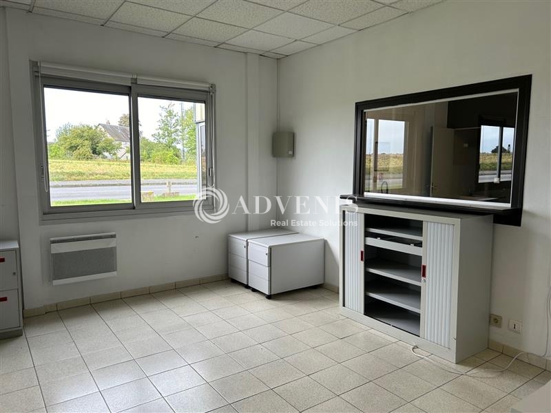 Location Activités Entrepôts MONNAIE (37380) - Photo 5