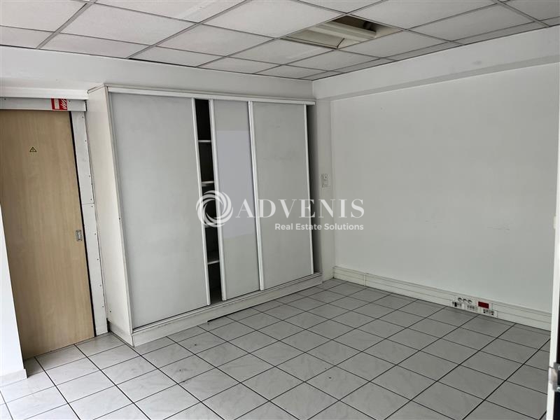 Location Bureaux TOURS (37000) - Photo 4