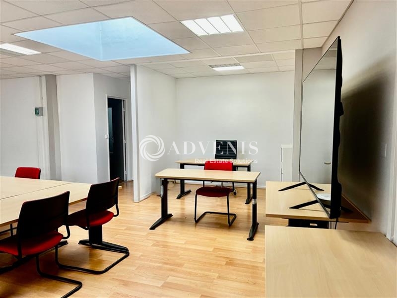 Location Bureaux SAINT CYR SUR LOIRE (37540) - Photo 2