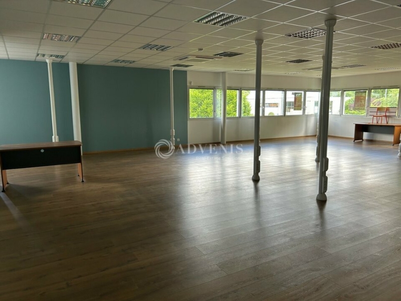 Location Bureaux BALLAN MIRE (37510) - Photo 2