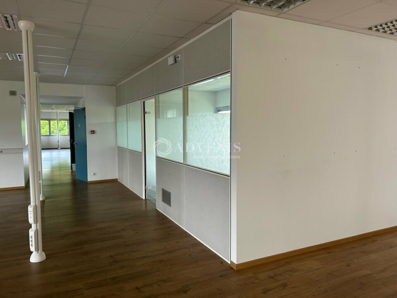 Location Bureaux BALLAN MIRE (37510) - Photo 9