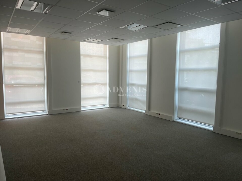 Location Bureaux TOURS (37200) - Photo 2