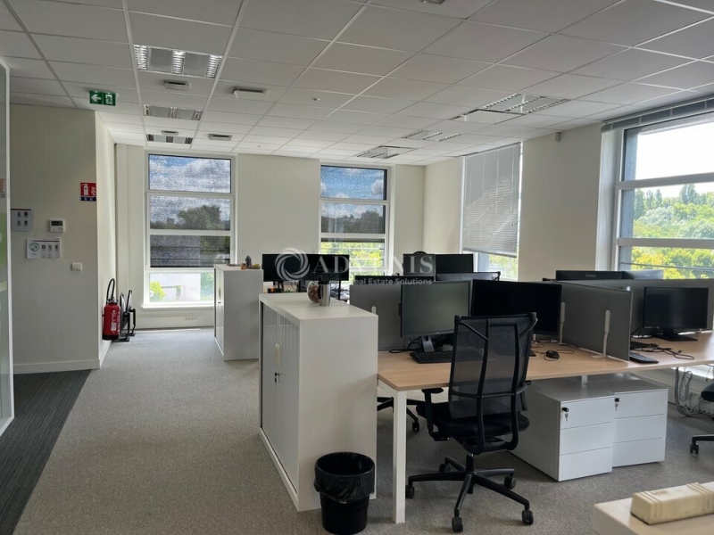 Location Bureaux TOURS (37200) - Photo 6