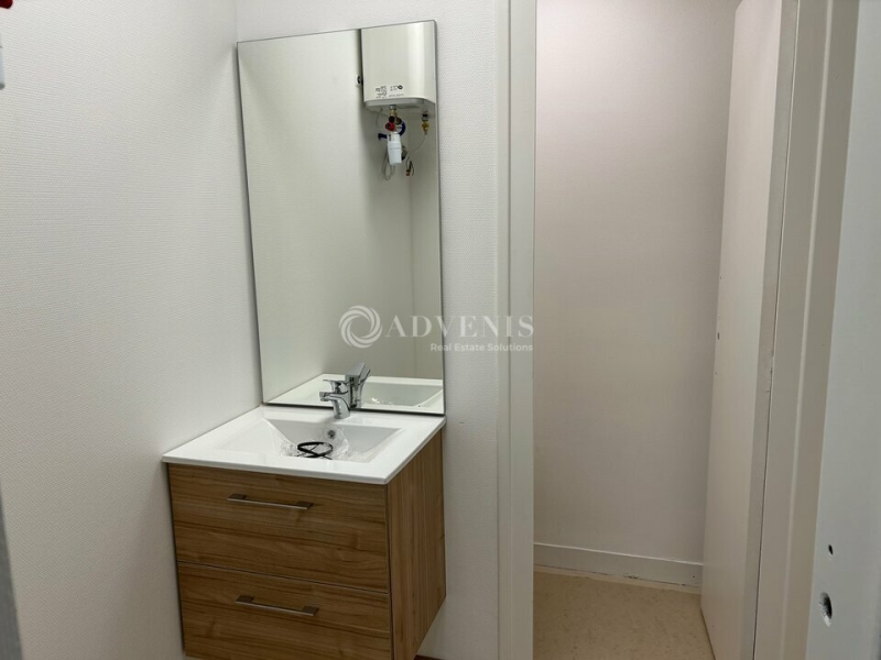 Location Bureaux TOURS (37000) - Photo 11