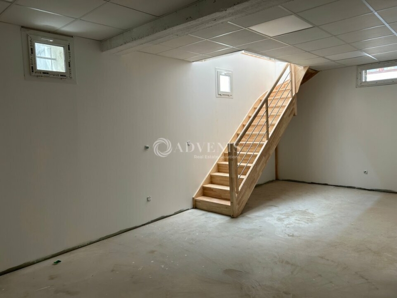 Location Bureaux TOURS (37000) - Photo 6
