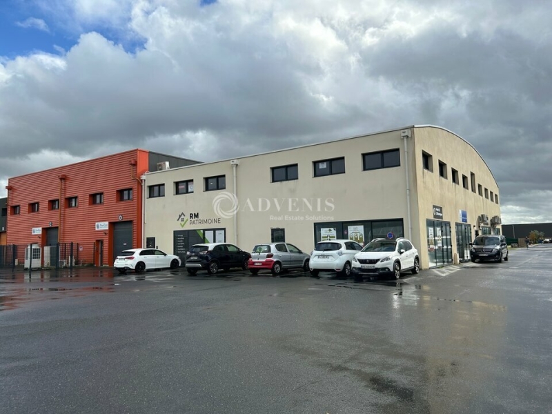 Vente Investisseur Bureaux LA VILLE AUX DAMES (37700) - Photo 1