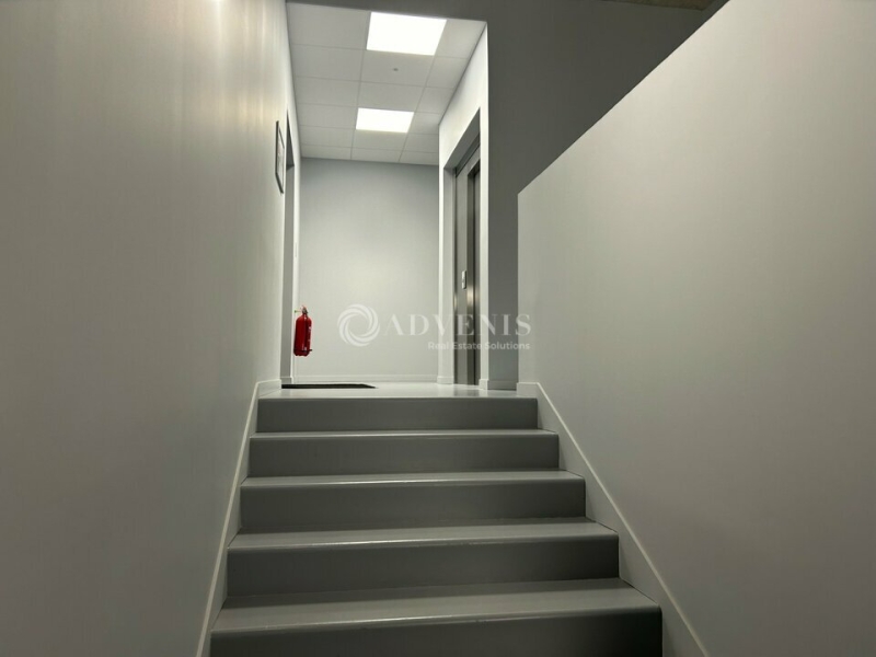 Location Bureaux AMBOISE (37400) - Photo 8