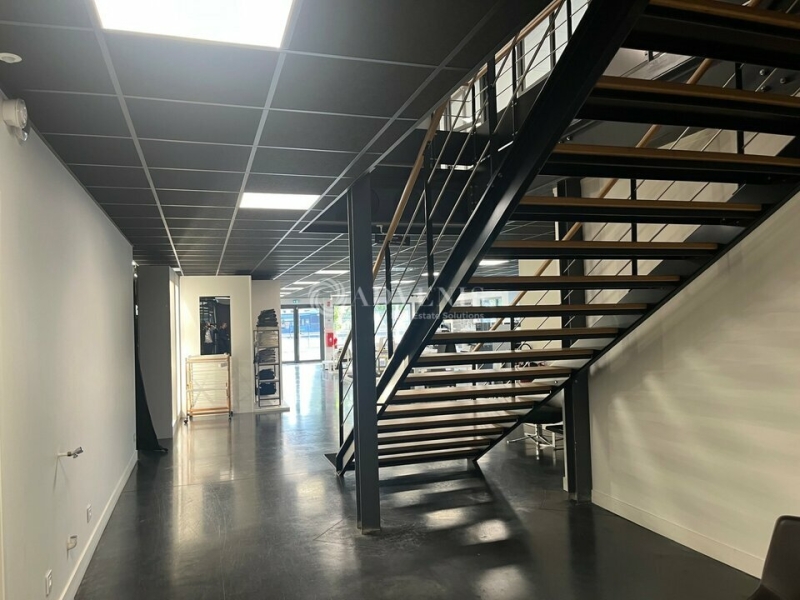 Location Activités Entrepôts TOURS (37100) - Photo 11