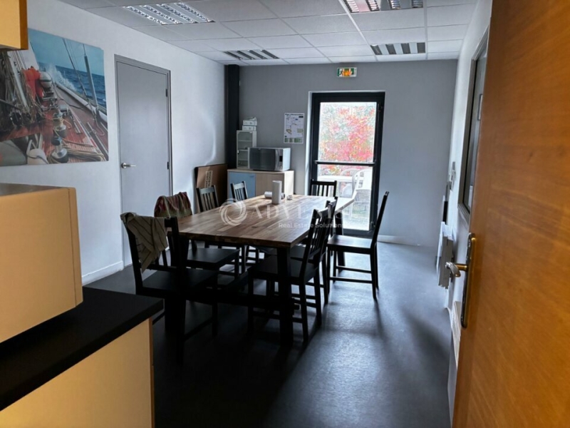 Location Activités Entrepôts SORIGNY (37250) - Photo 4